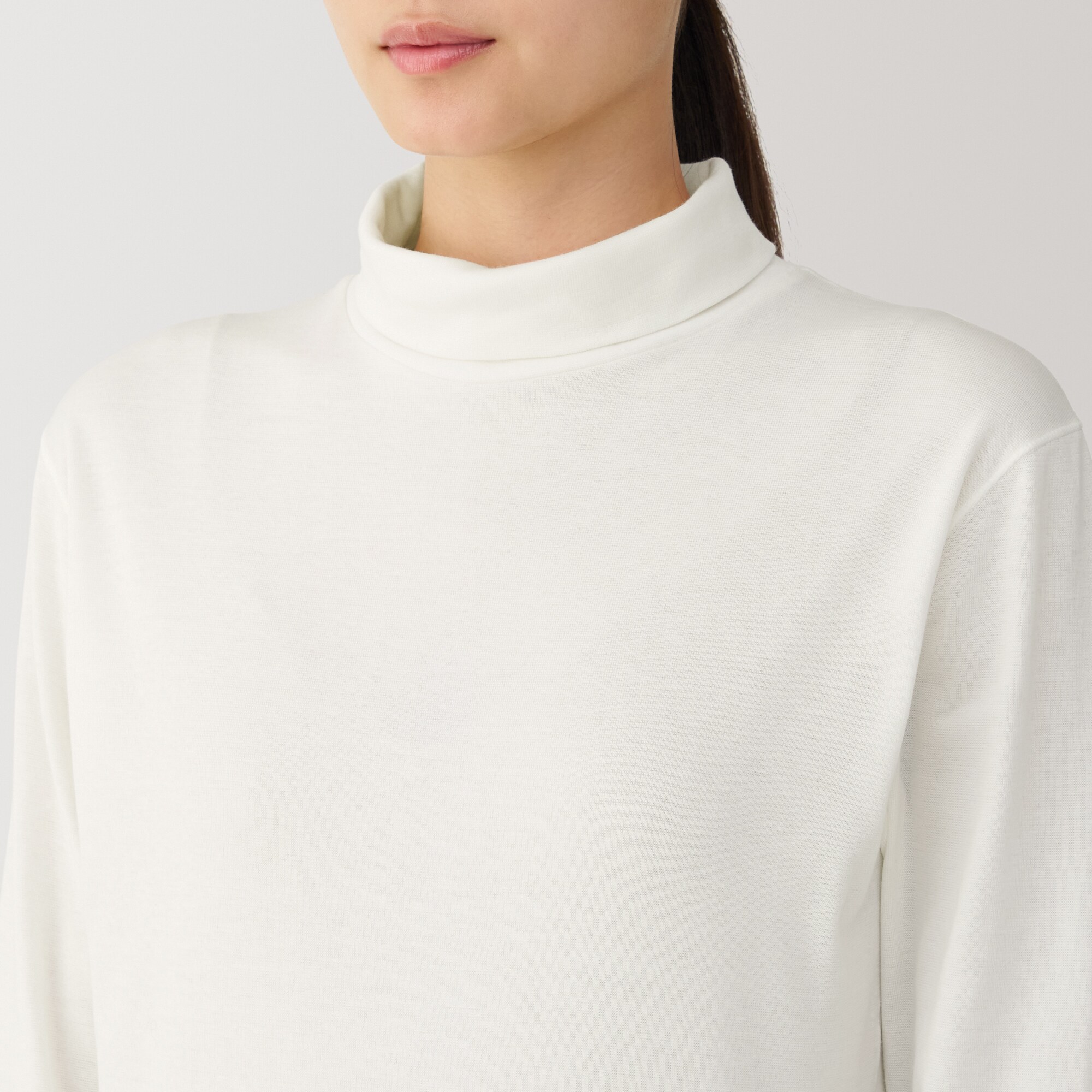 婦人　あったか綿　厚手　タートルネック長袖Ｔシャツ