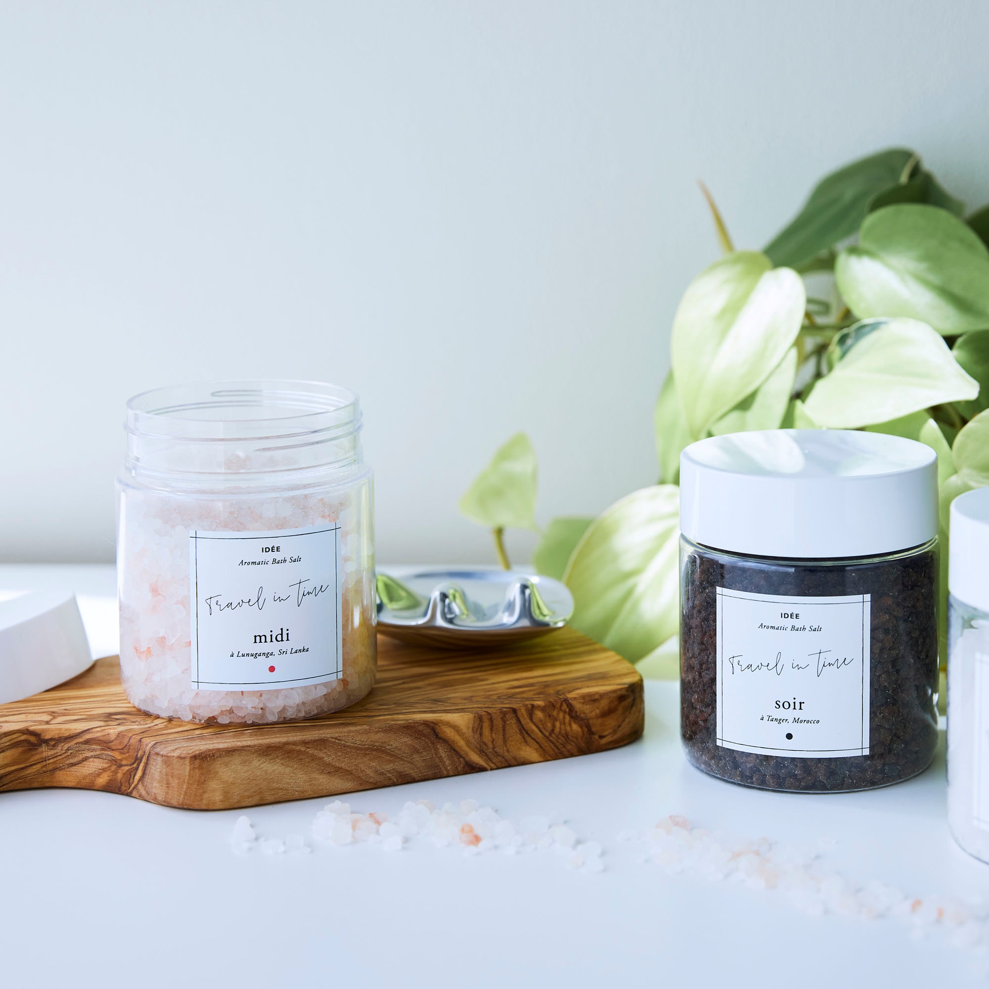 IDEE］アロマティックピンクバスソルト Lunuganga