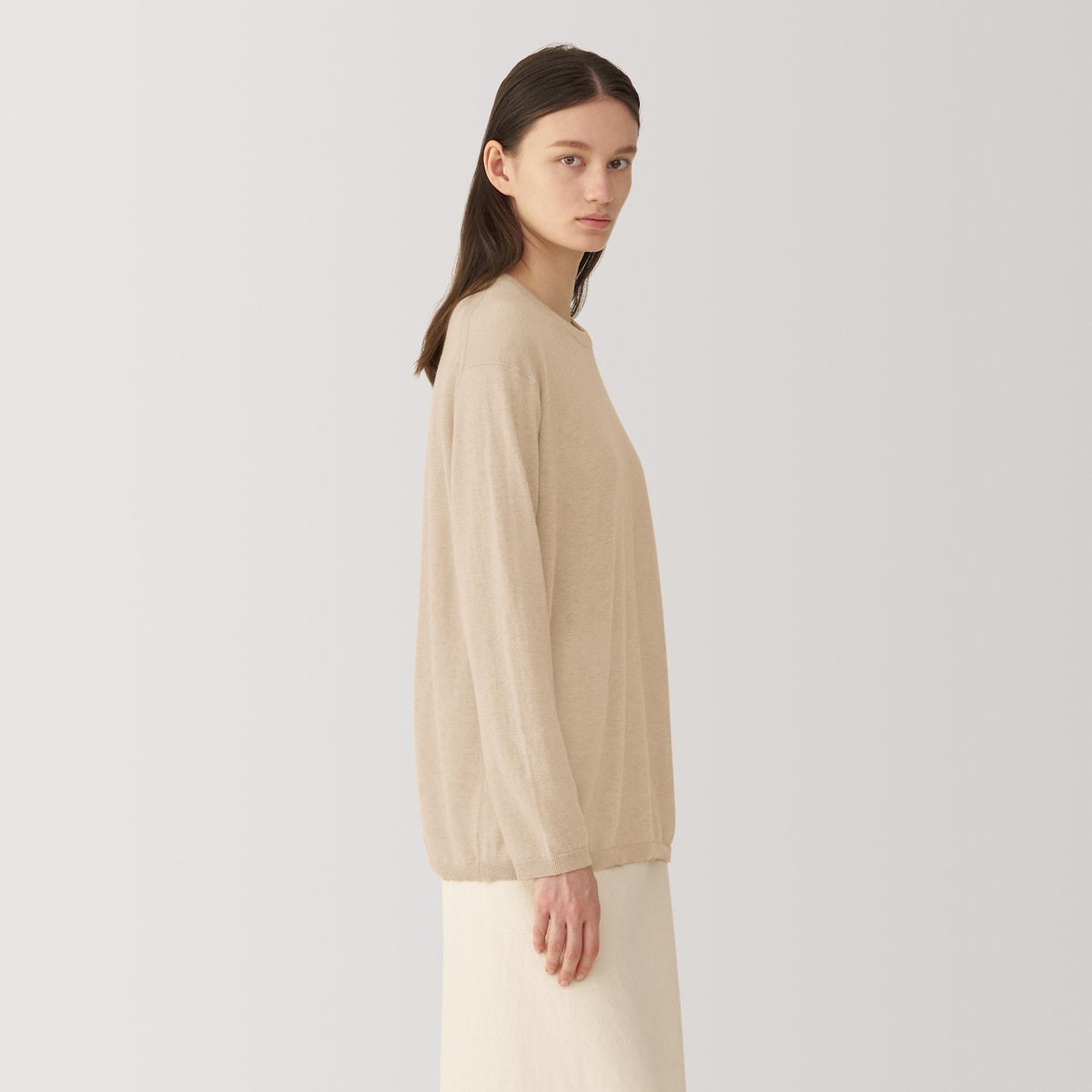 婦人　自然のまんまの色　カシミヤクルーネックセーター
