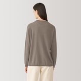 婦人　自然のまんまの色　カシミヤクルーネックセーター