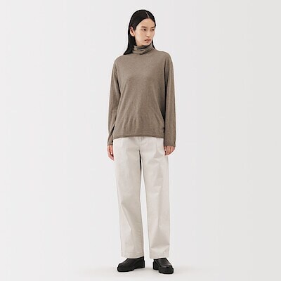 婦人　自然のまんまの色　カシミヤタートルネックセーター