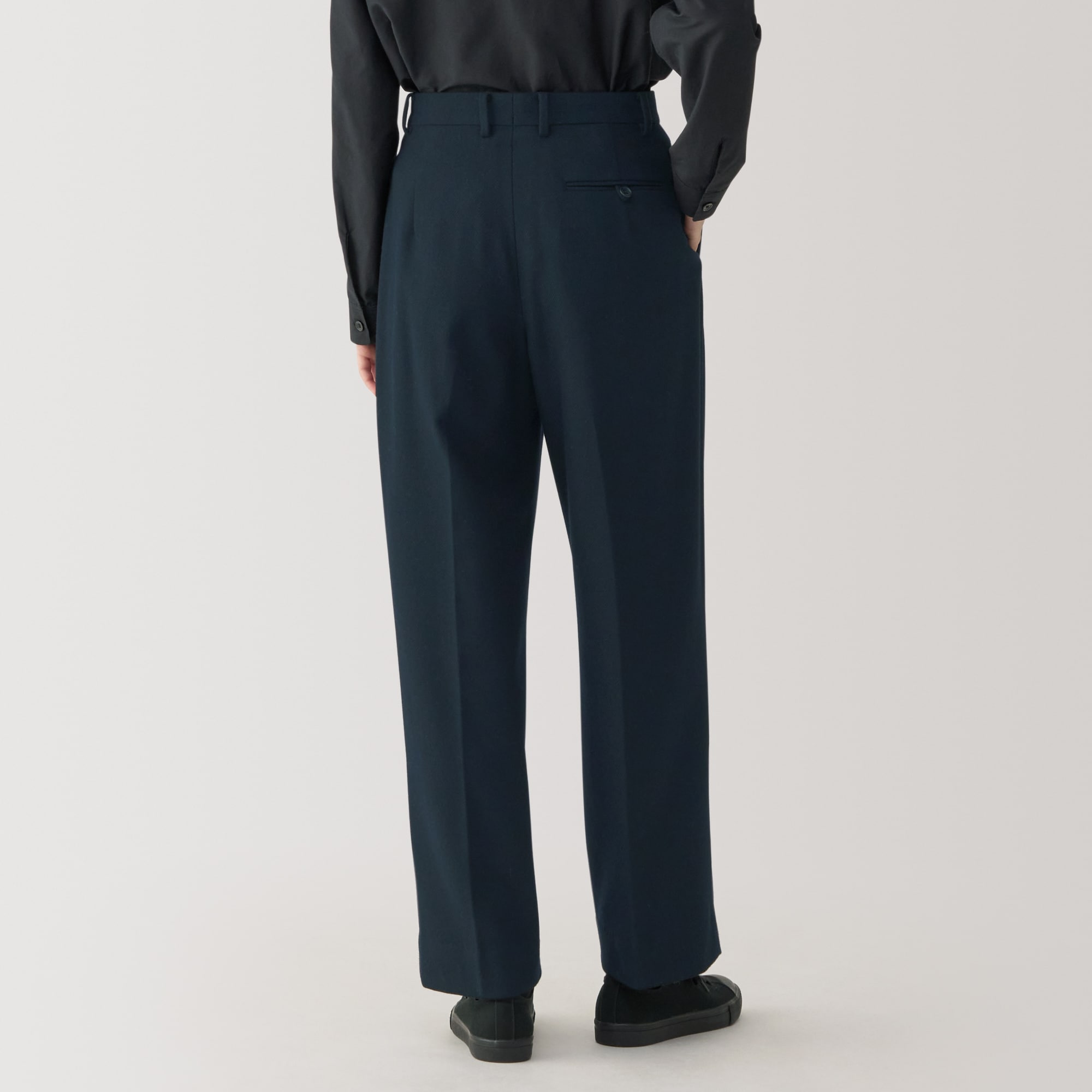 婦人　ウール混ストレートパンツ