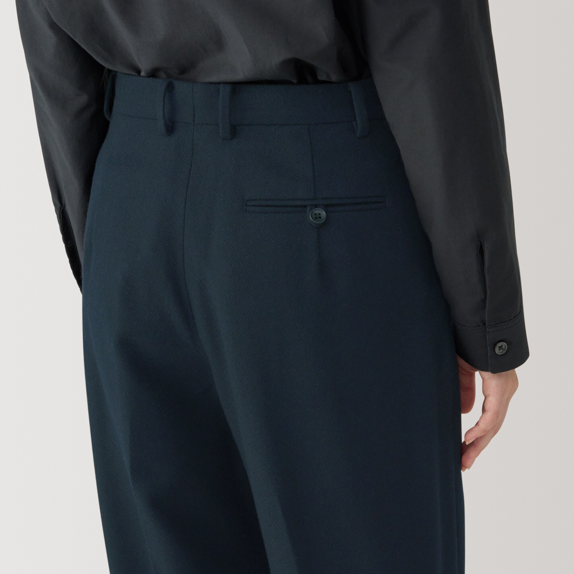 婦人　ウール混ストレートパンツ