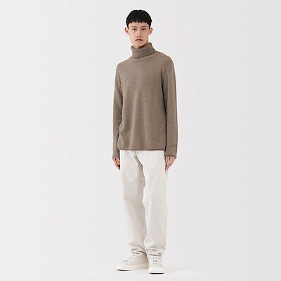紳士　自然のまんまの色　カシミヤタートルネックセーター