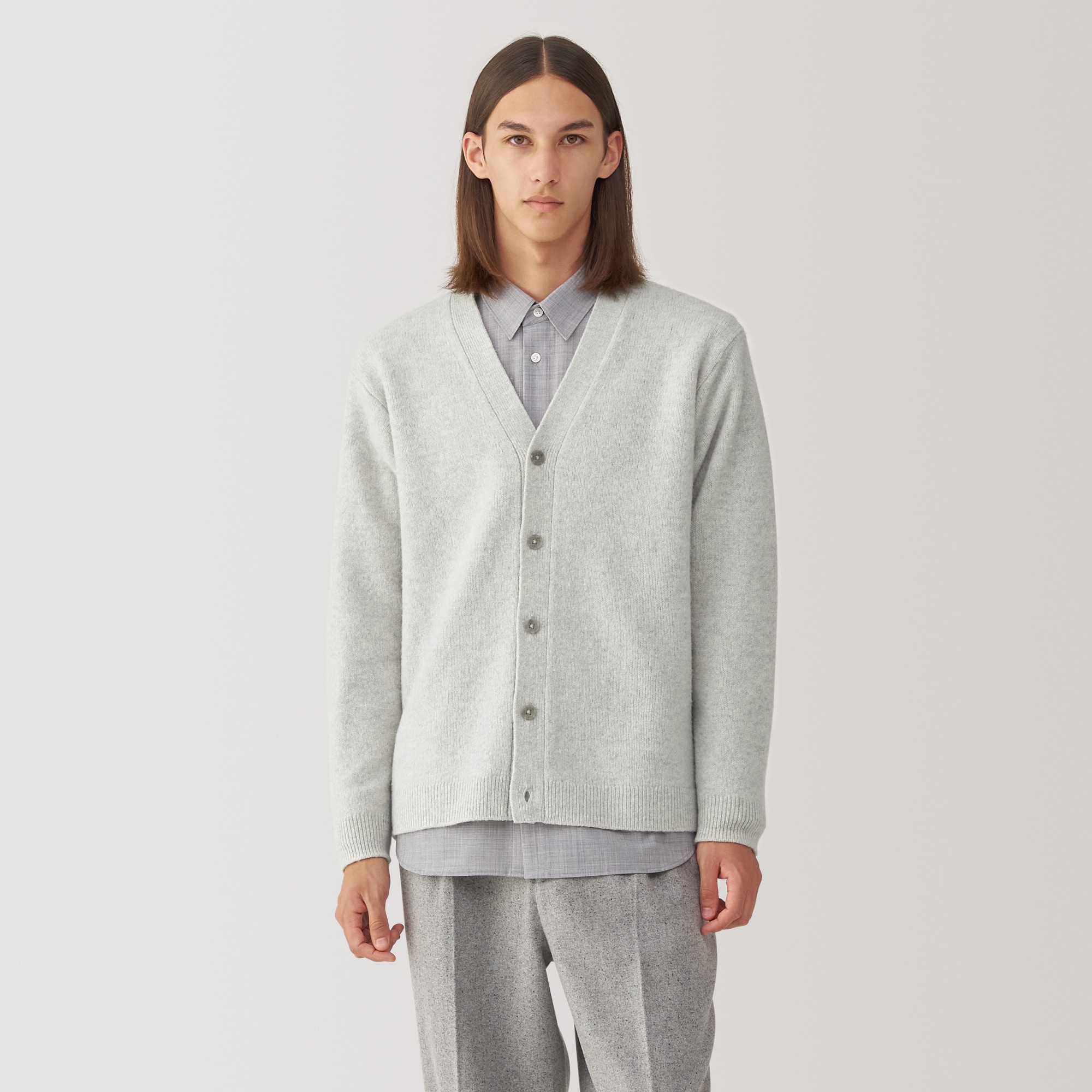 紳士　縮絨ウールＶネックカーディガン