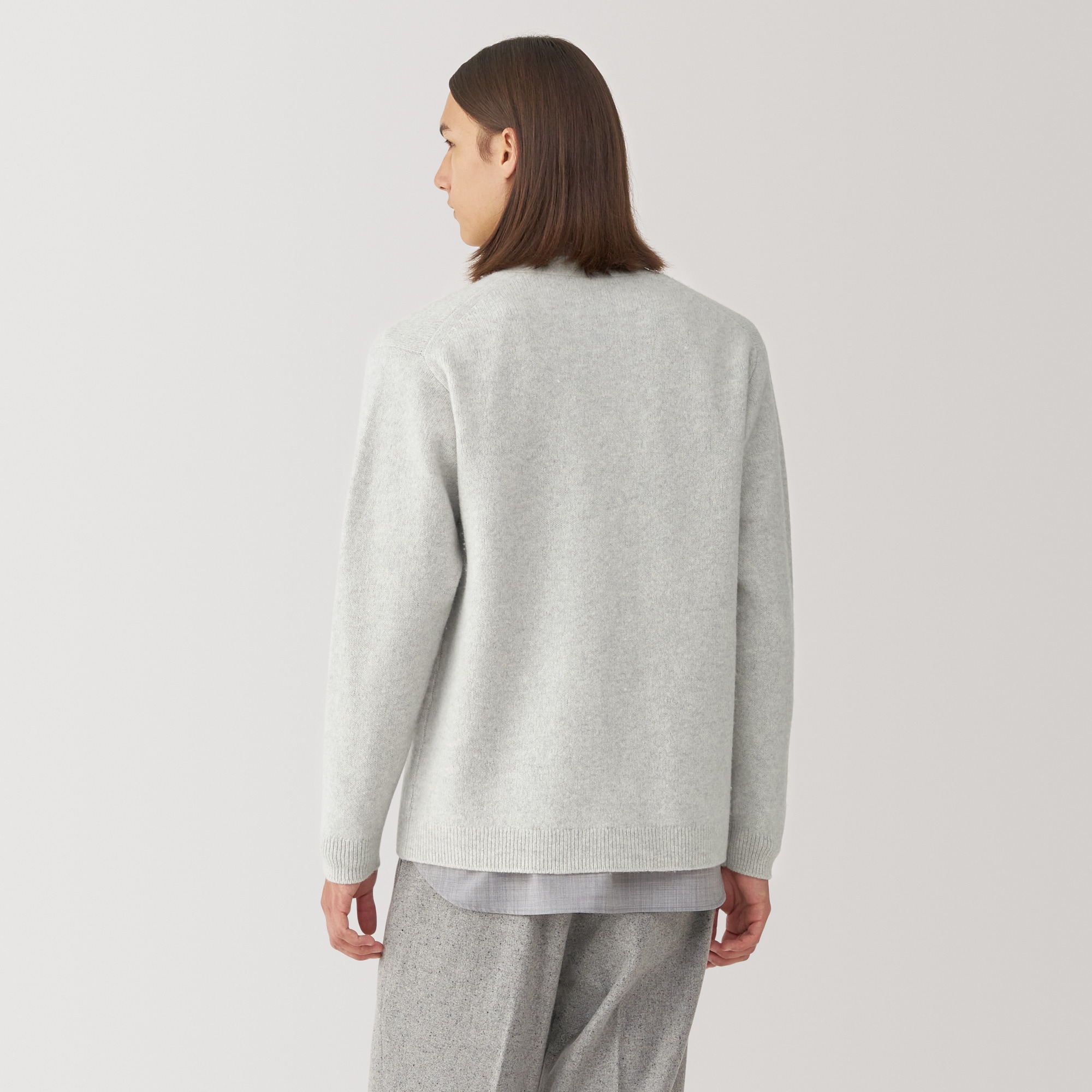 紳士　縮絨ウールＶネックカーディガン