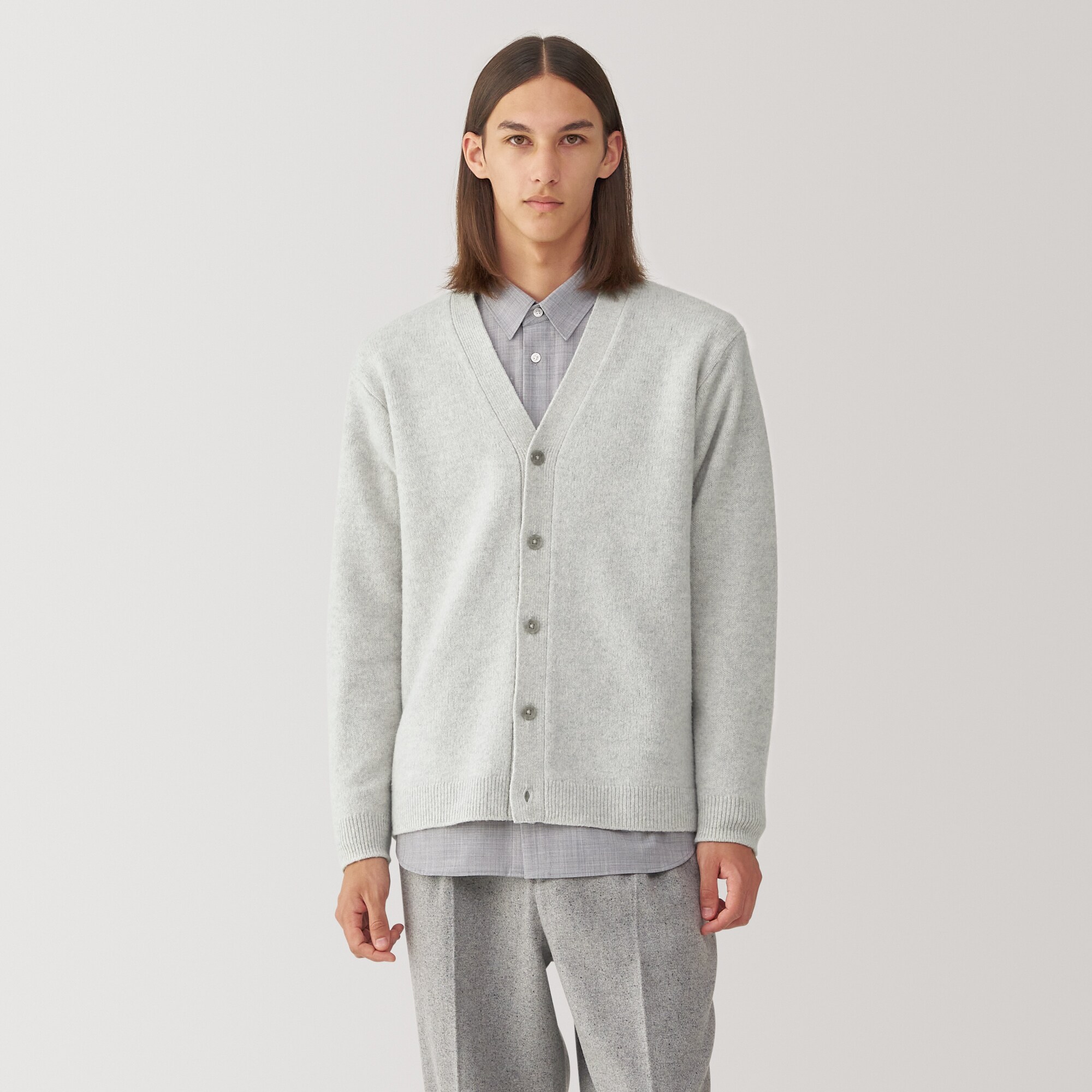 紳士　縮絨ウールＶネックカーディガン