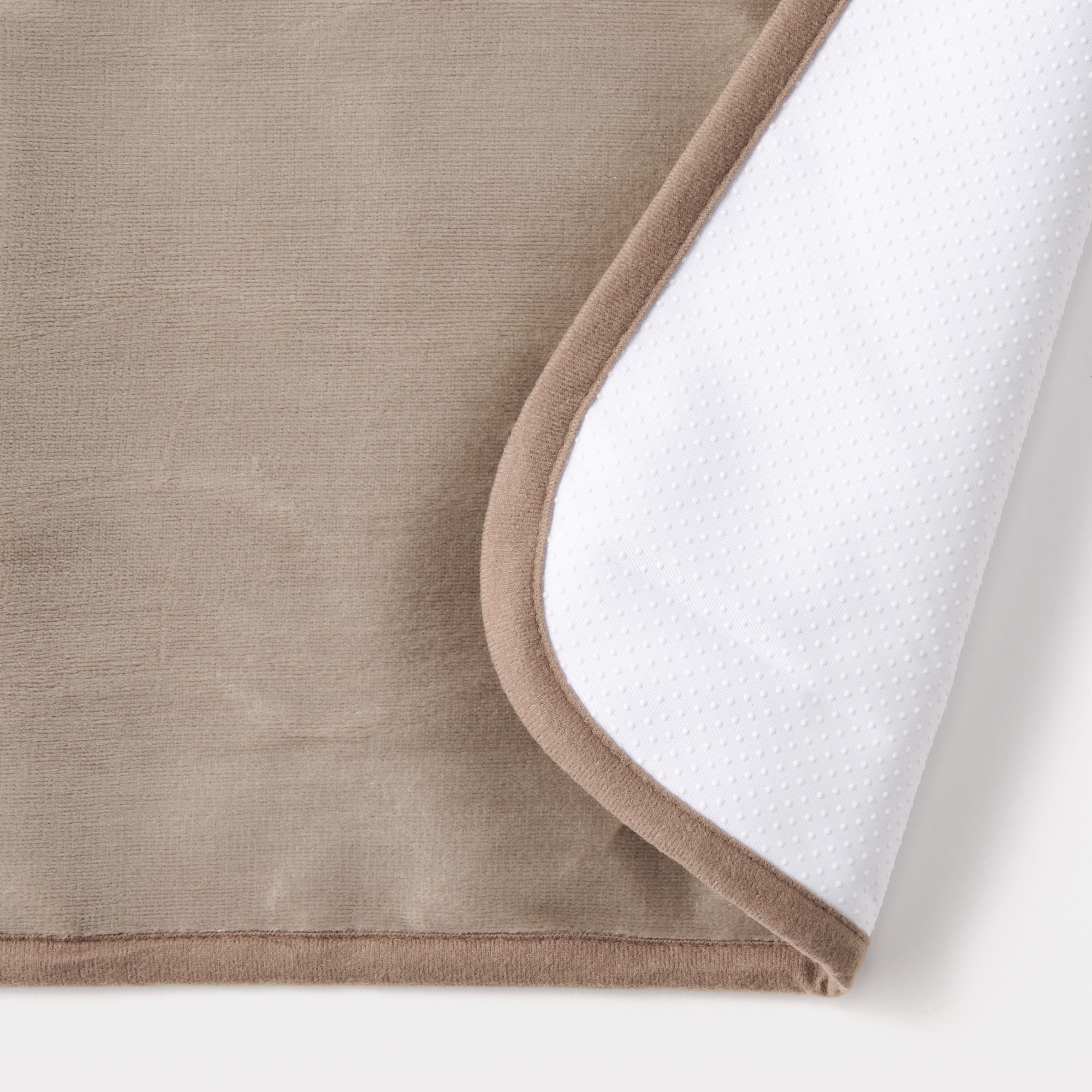 ソファやベッドで使えるホットシート