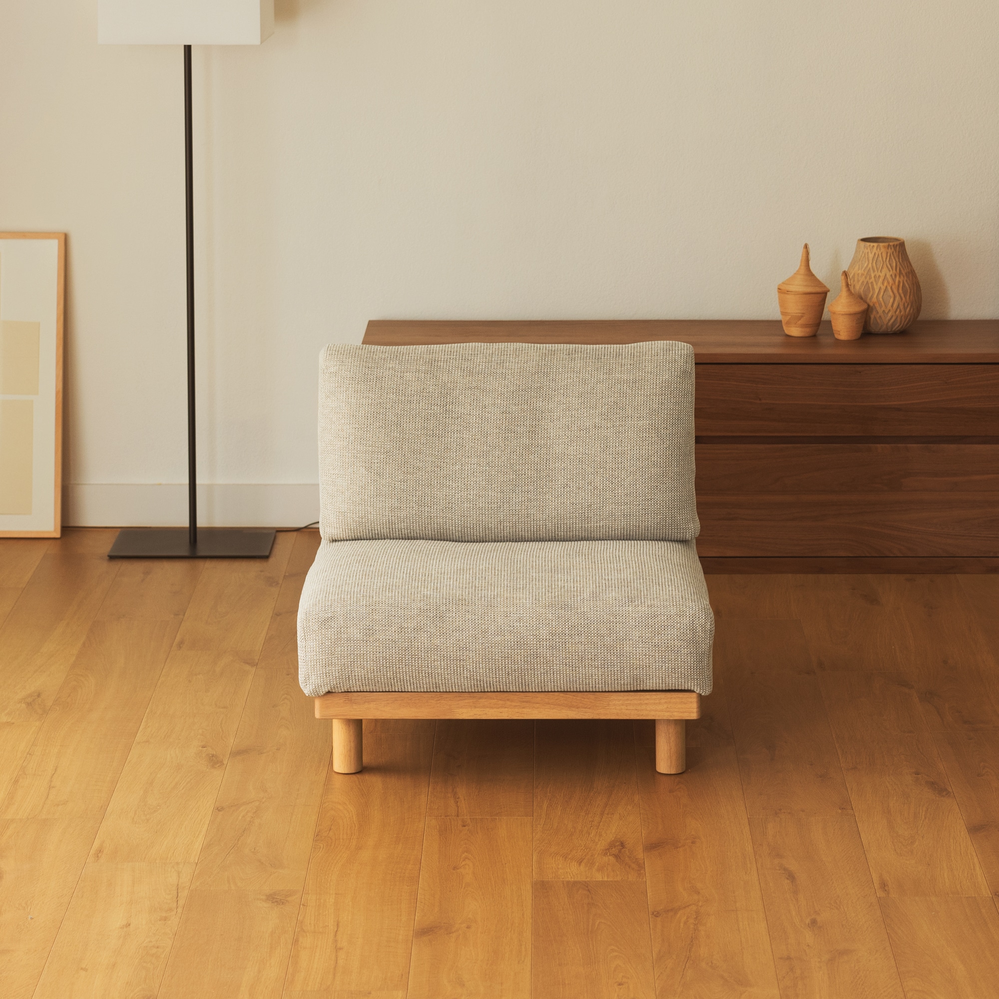 ゆったり座れるアームレスソファ　１シーター　ポリエステル平織　ベージュ