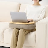 ひざの上でつかえるテーブルクッション