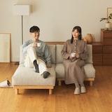 ゆったり座れるアームレスソファ　カウチ　ポリエステル平織　ベージュ