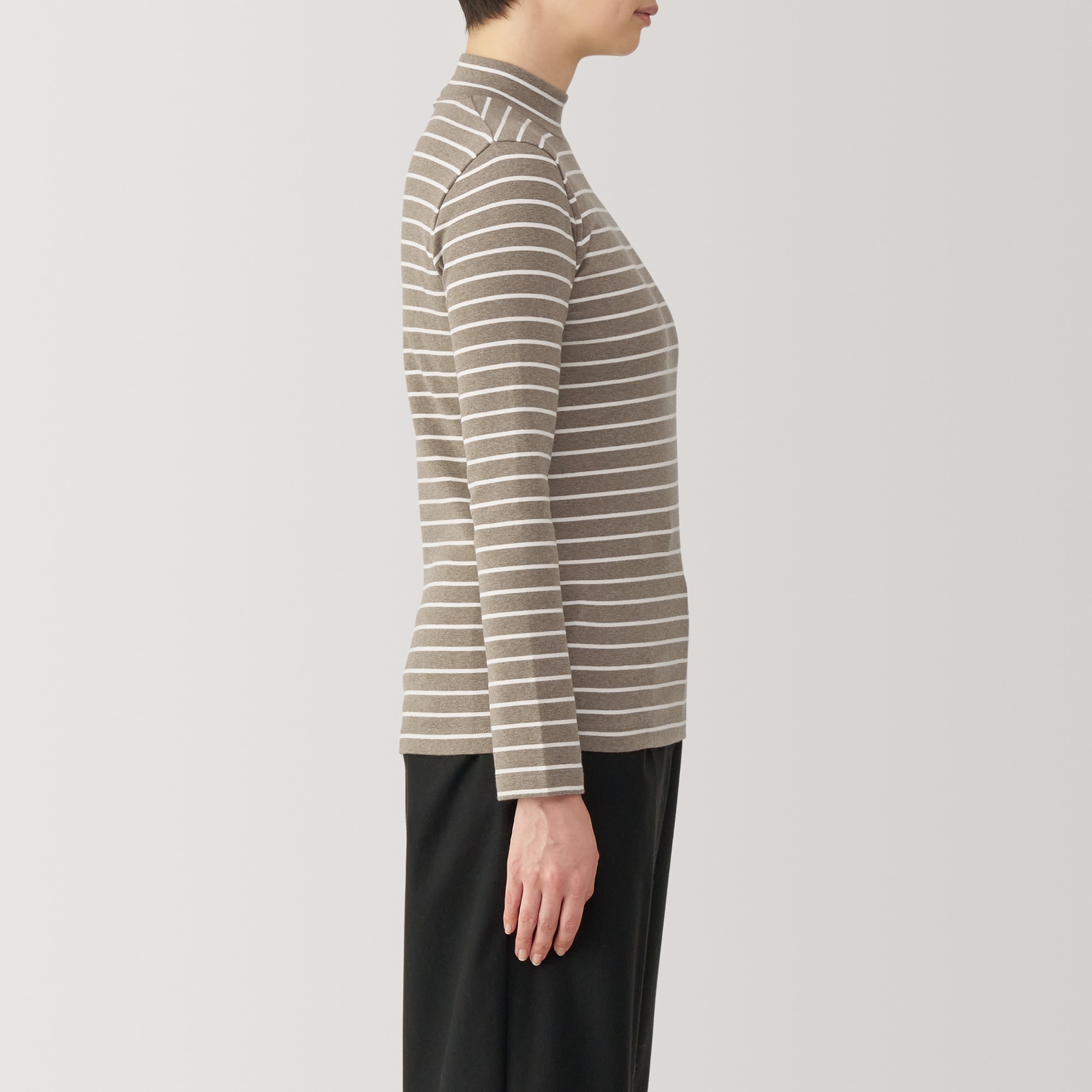 婦人　起毛フライス編みハイネック長袖Ｔシャツ