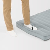 空気でできたマットレス