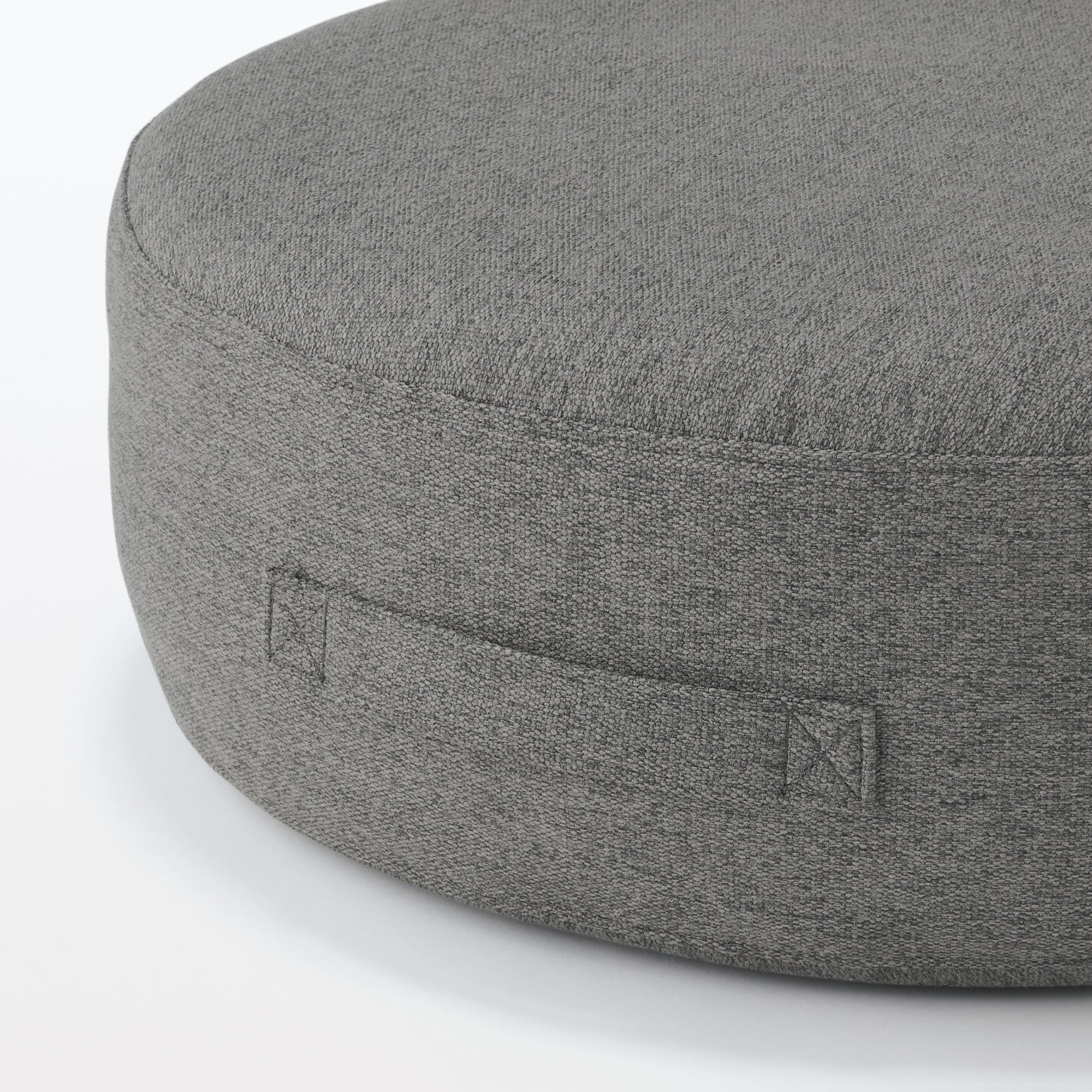 空気でできたフロアクッション　ポリエステル　チャコール