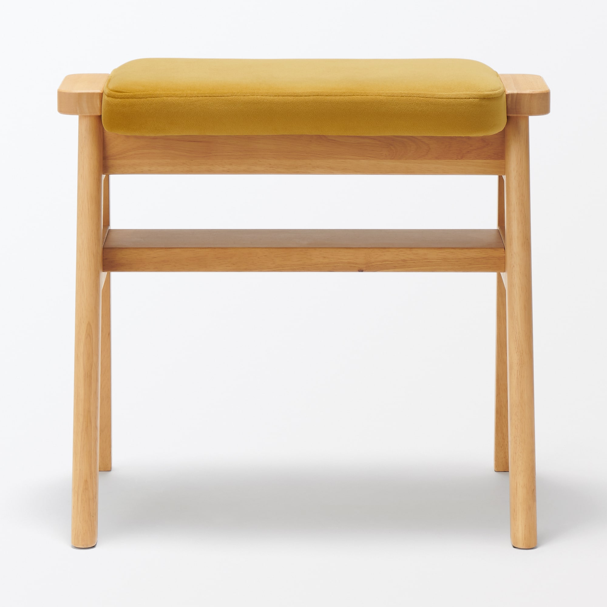 再生ポリエステル混　木製スタッキングスツール　マスタード