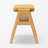 再生ポリエステル混　木製スタッキングスツール　マスタード