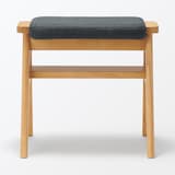 再生ポリエステル混　木製スタッキングスツール　チャコール