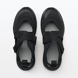 スニーカーサンダル