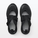 スニーカーサンダル