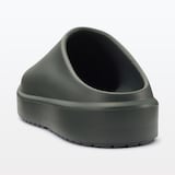 一体成型　サボサンダル