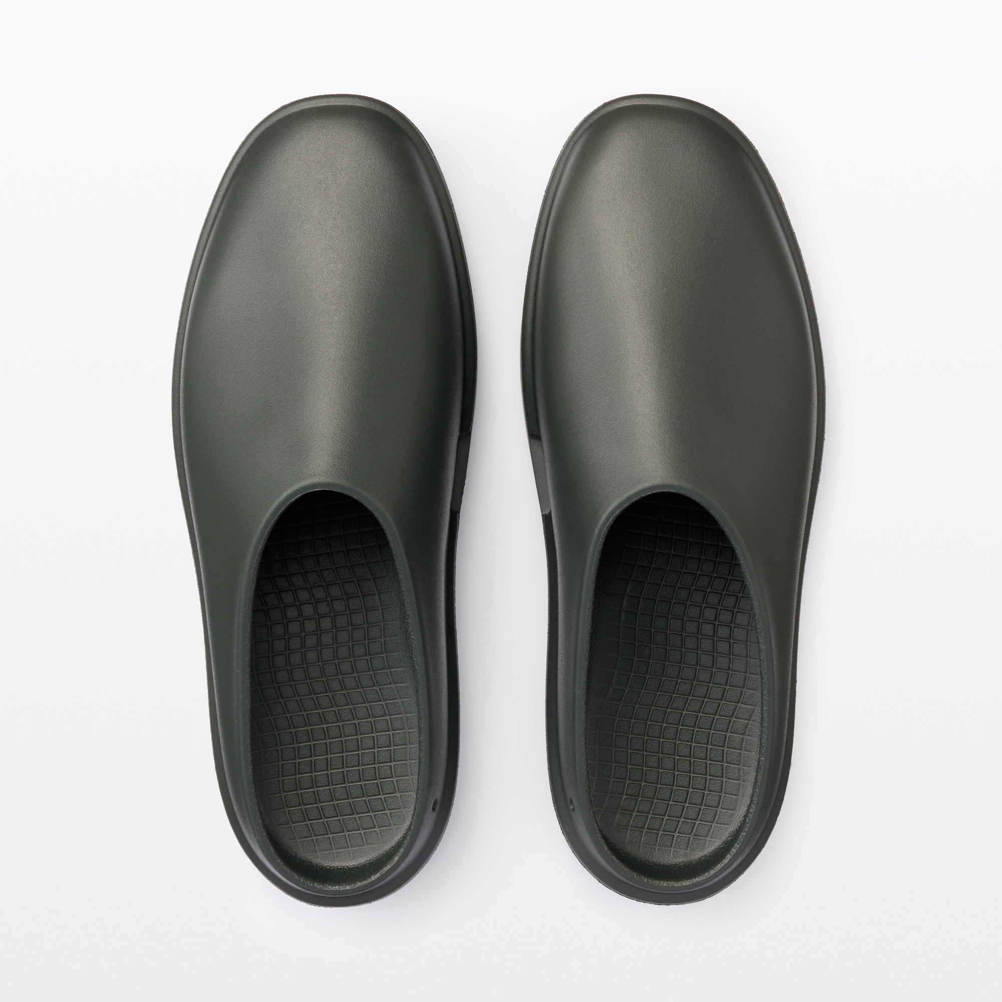 一体成型　サボサンダル