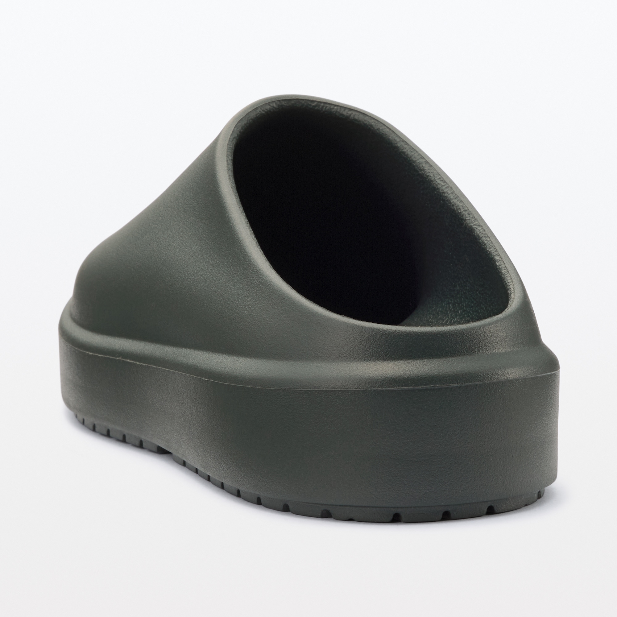 一体成型　サボサンダル