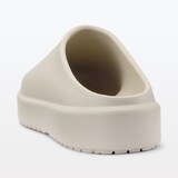 一体成型　サボサンダル