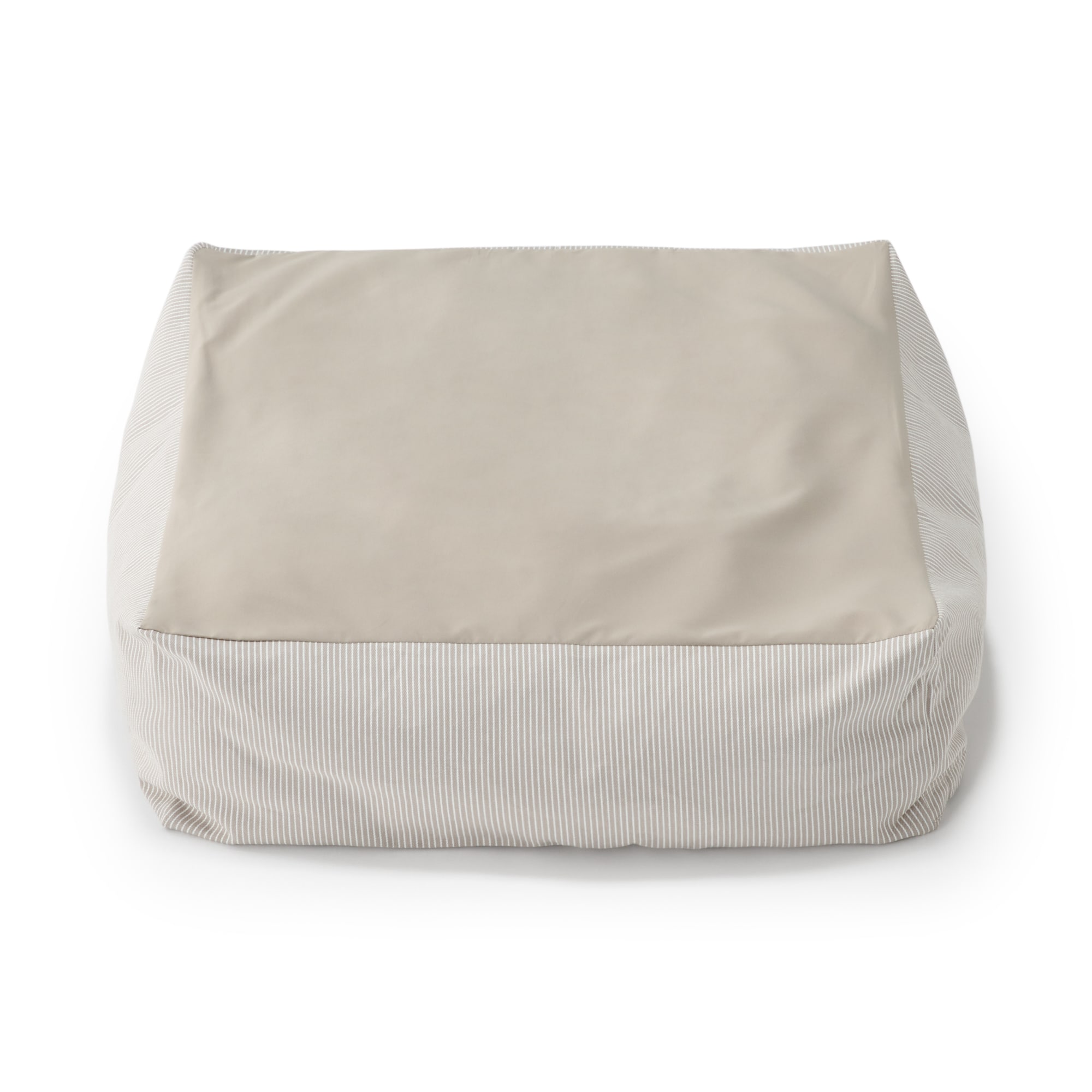 丸洗いできる　ペット用クッション