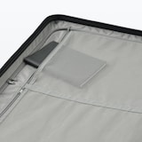バーを自由に調節できる　ハードキャリーケース（１０５Ｌ）