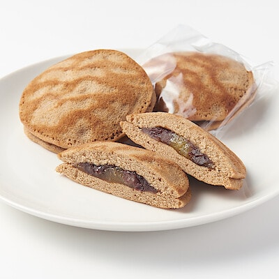 【８月上旬発売予定】【季節限定】もち入り　栗トラ焼き　４個