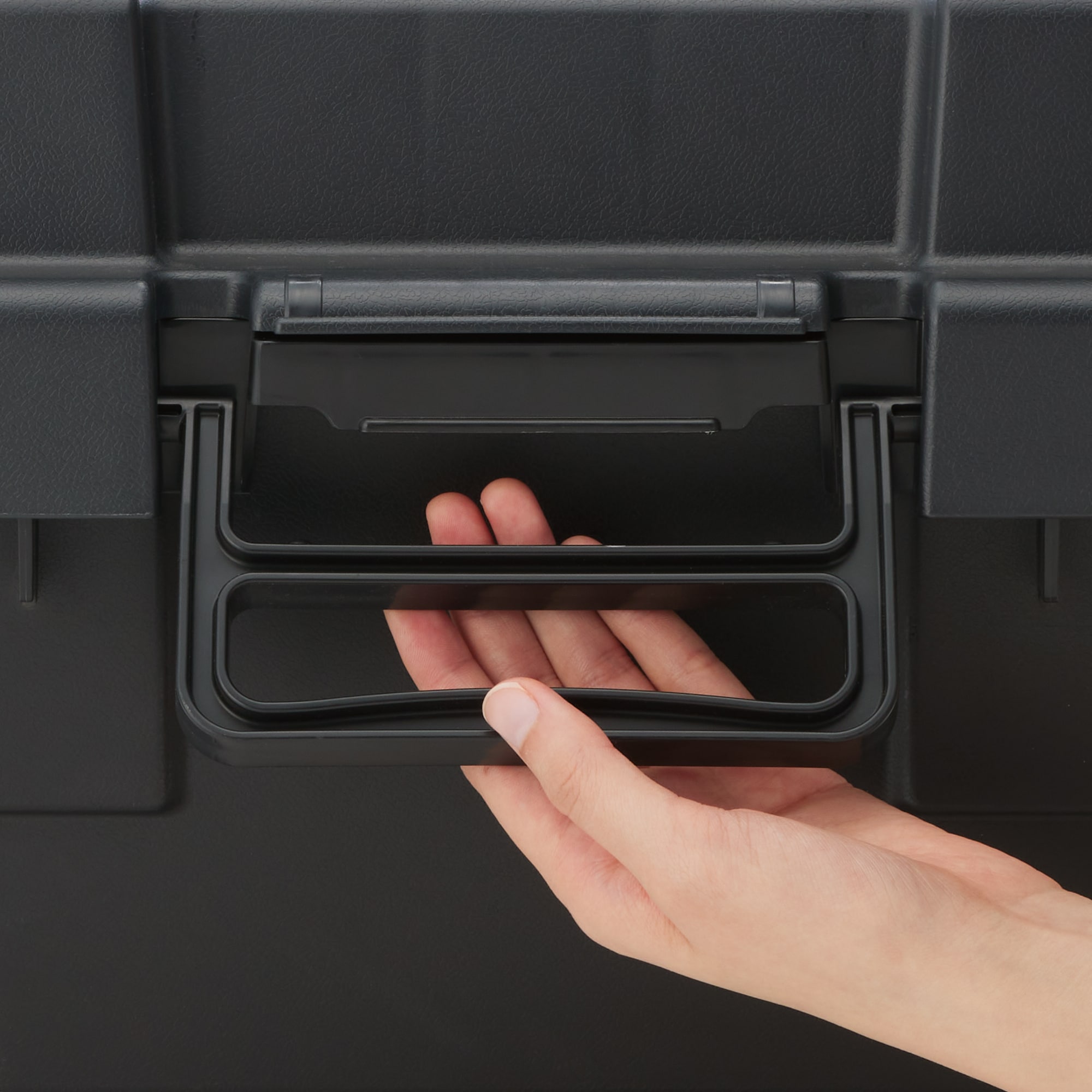 再生ポリプロピレン入り　頑丈収納ボックス　特大　浅型　ダークグレー