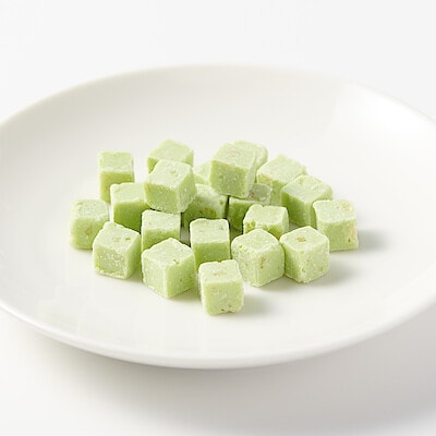 はじけるキャンディ入りチョコ　メロン味　２７ｇ