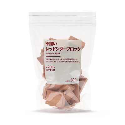 不揃いレッドシダーブロック　約２００ｇ・紙やすり付