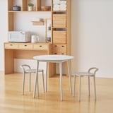 中でも外でも使える　アルミスツール