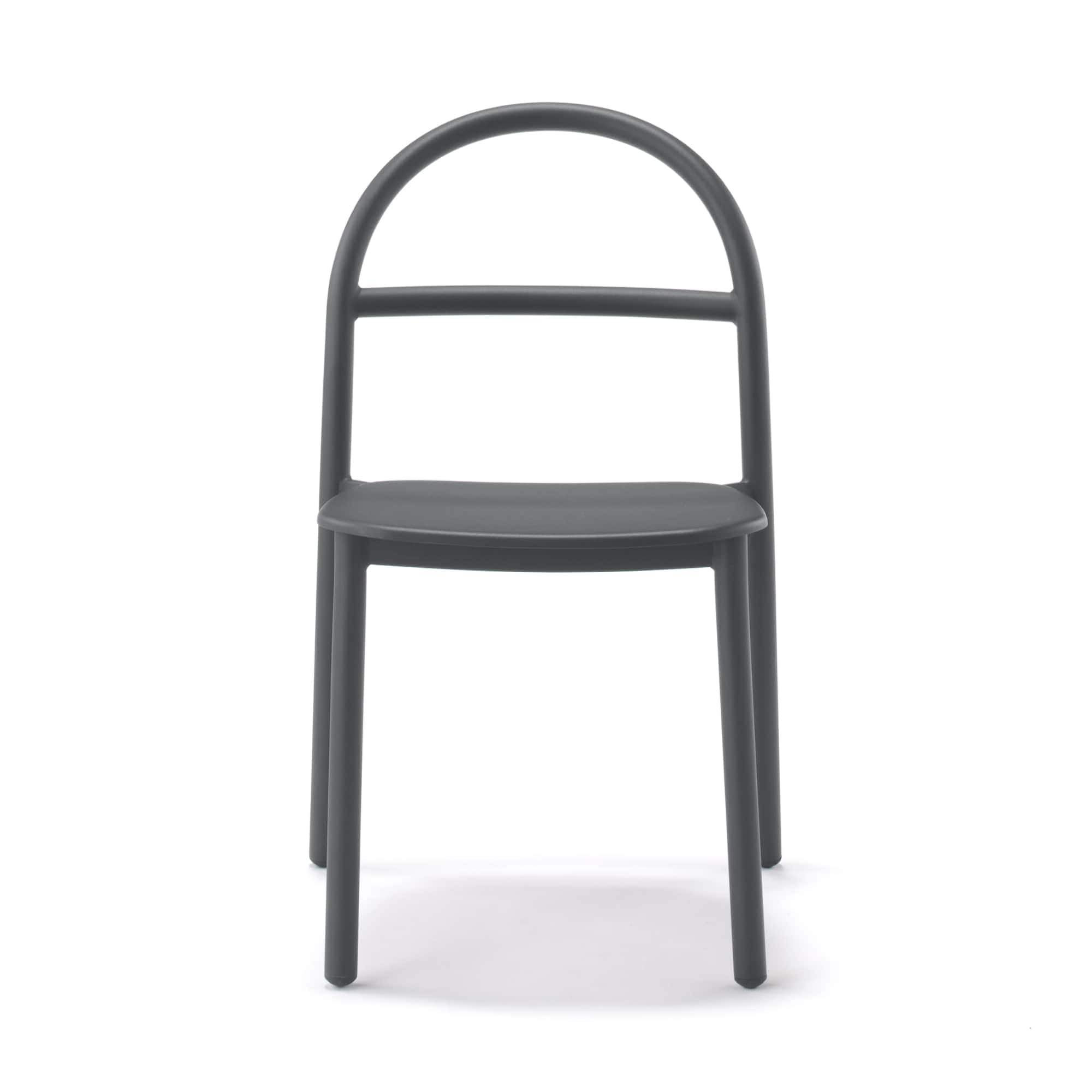 中でも外でも使える　アルミチェア