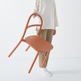 中でも外でも使える　アルミチェア