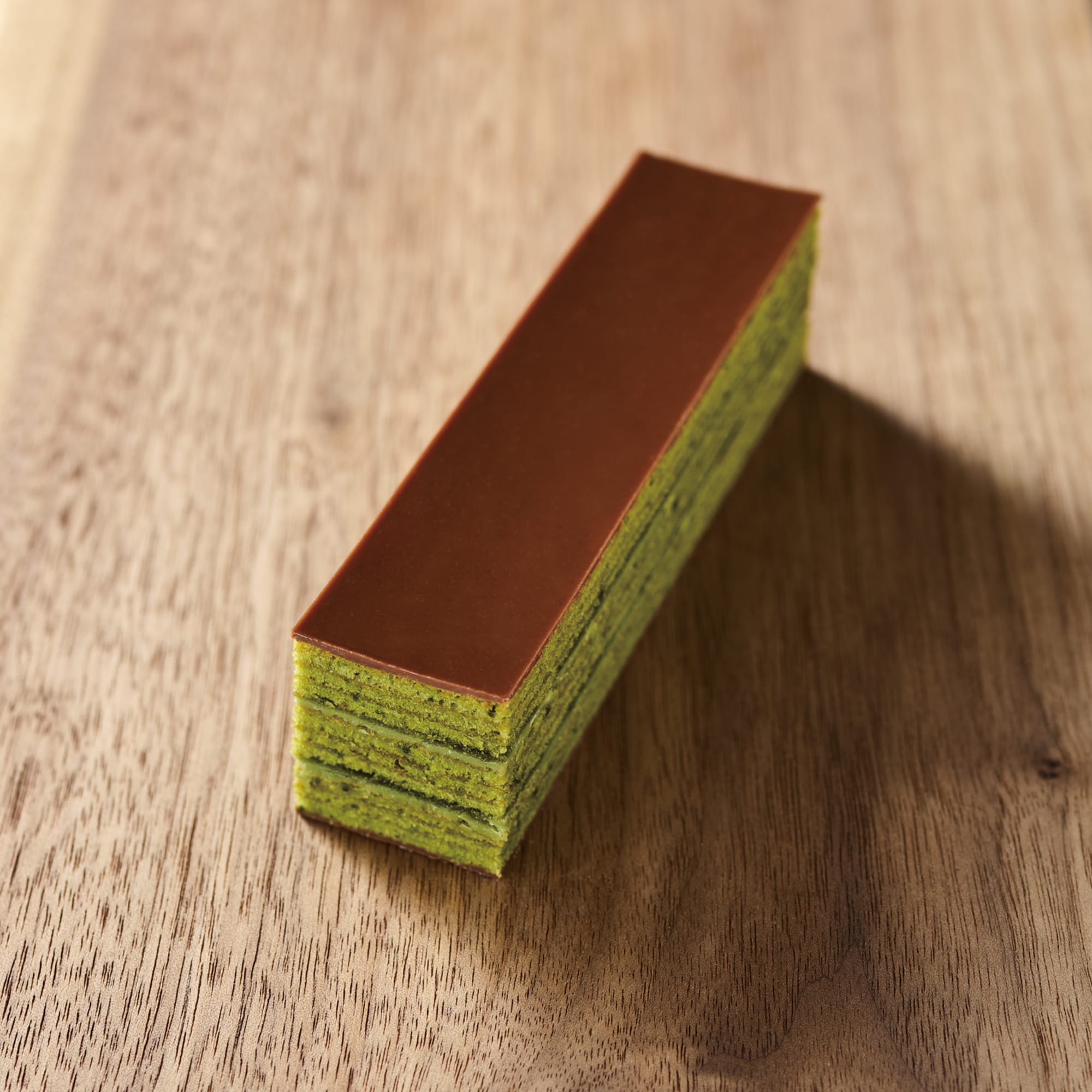 世界のお菓子　抹茶のオペラケーキ