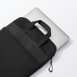 ポリエステル　縦型クッションタブレットケース