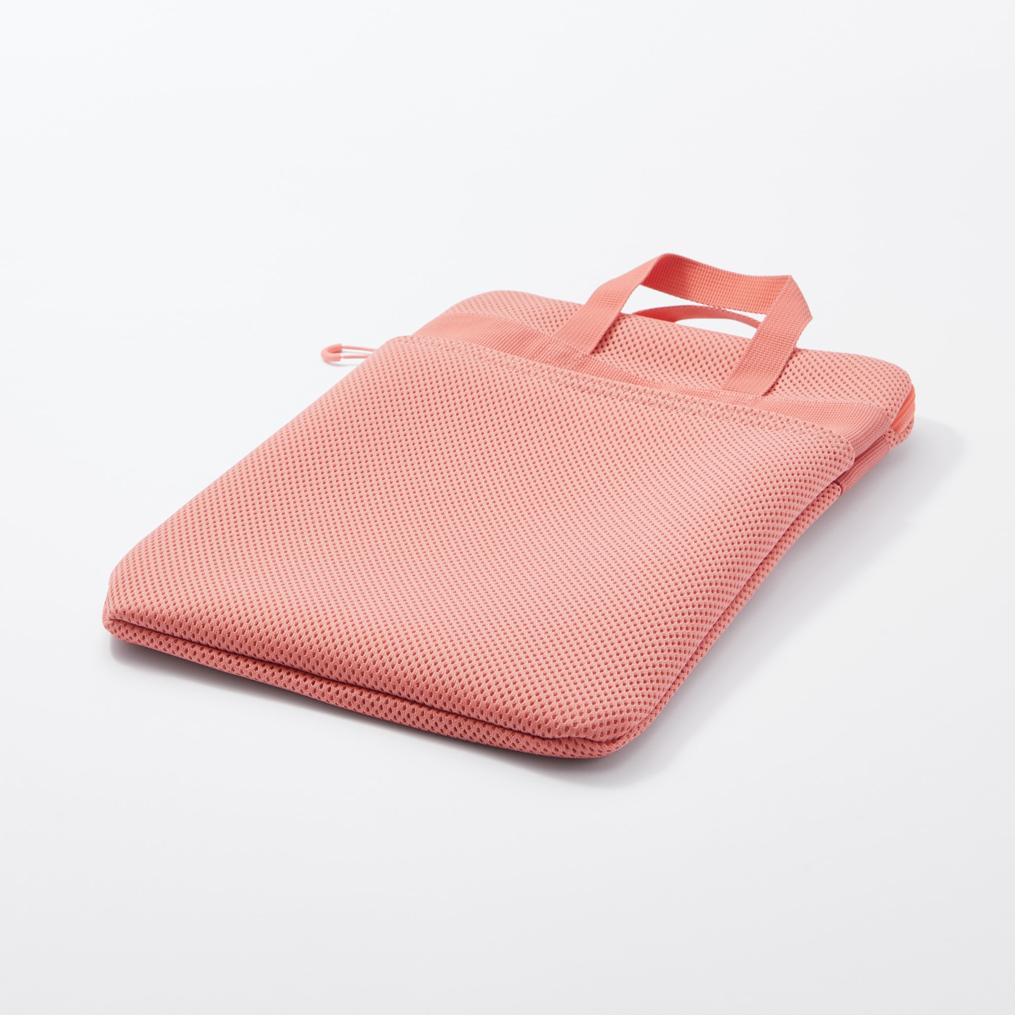 ポリエステル　縦型クッションタブレットケース