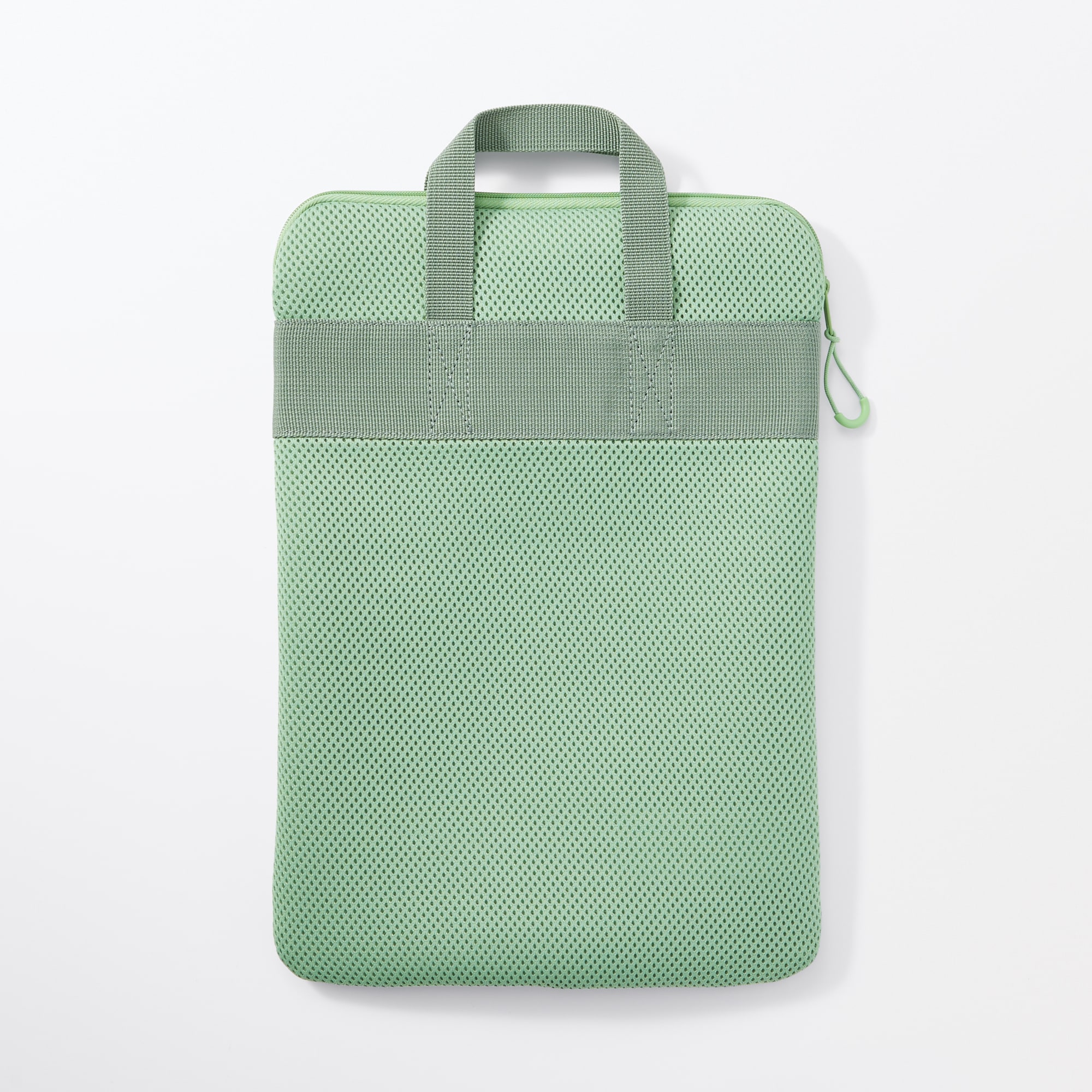 ポリエステル　縦型クッションタブレットケース