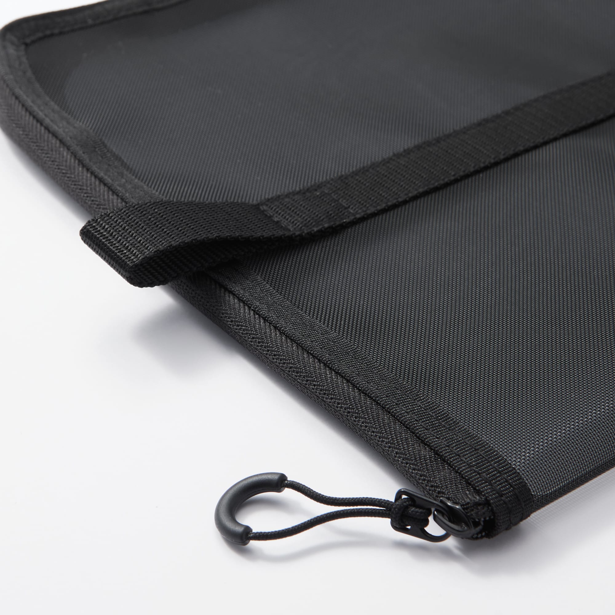 ナイロンメッシュ　縦型書類ケース・仕切り付