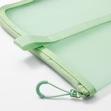 ナイロンメッシュ　縦型書類ケース・仕切り付