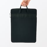 ポリエステル　縦型クッションパソコンケース