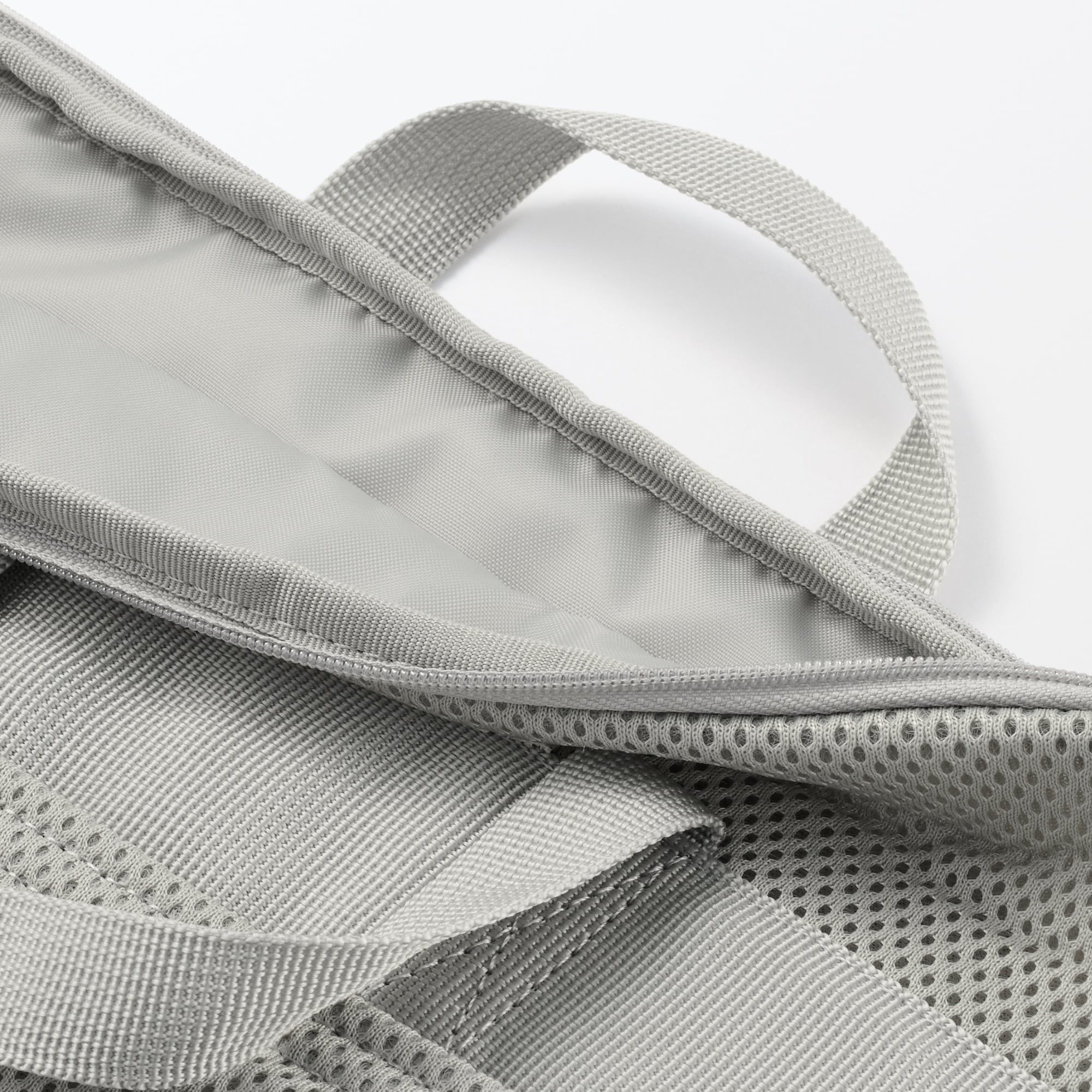 ポリエステル　縦型クッションパソコンケース