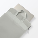 ポリエステル　縦型クッションパソコンケース