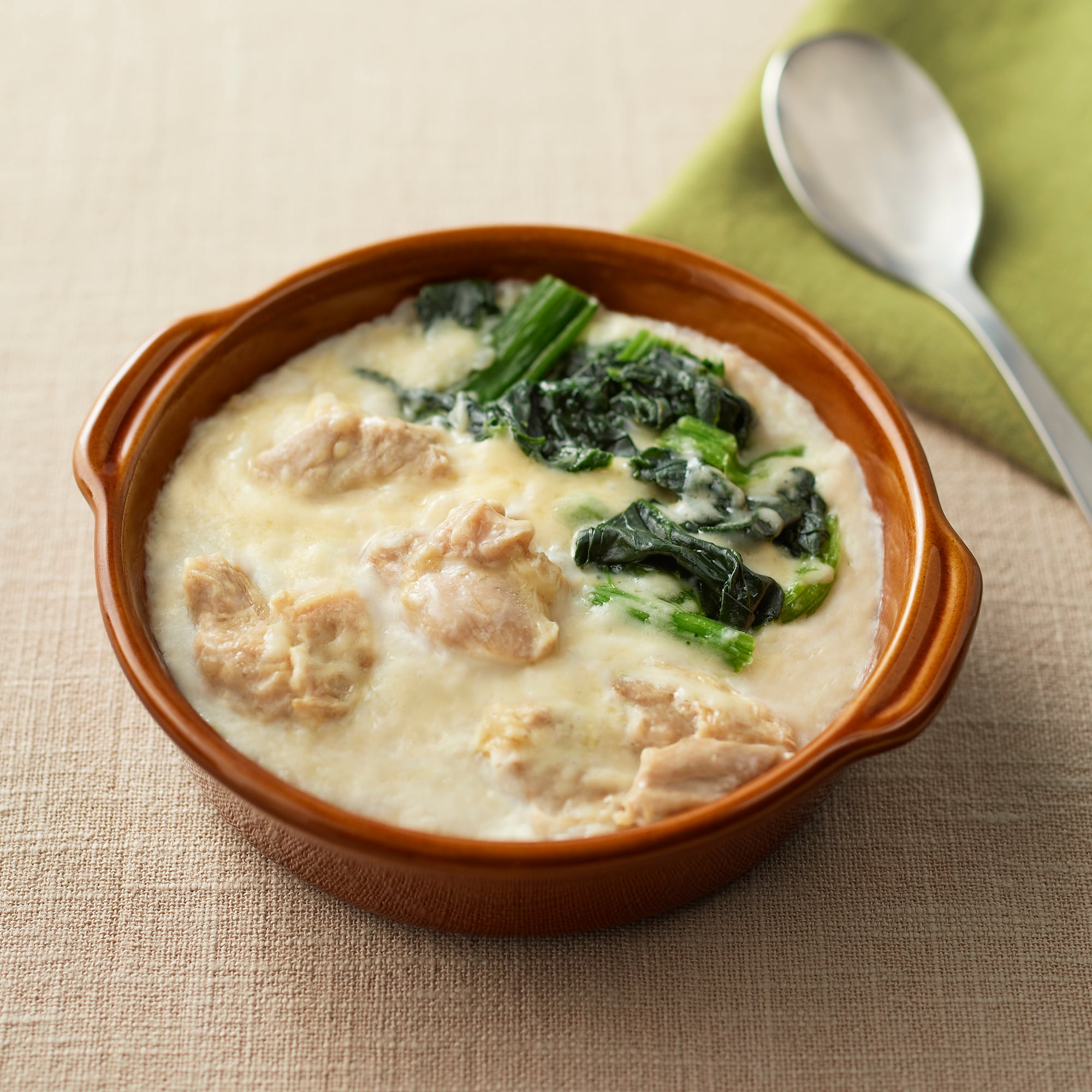 もち麦ごはん　チキンとほうれん草のドリア