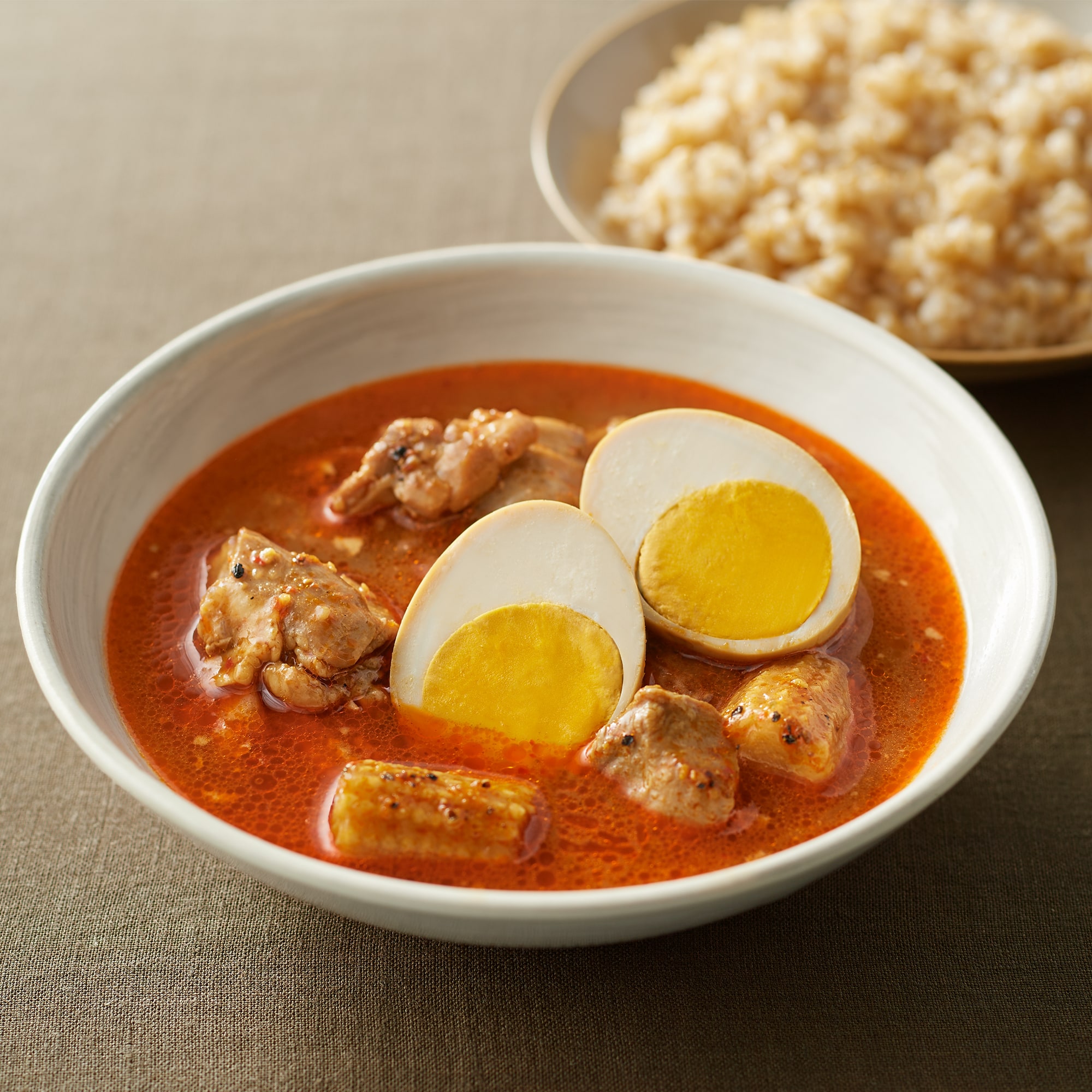 素材を生かした　２０種スパイスとチキンのスープカレー
