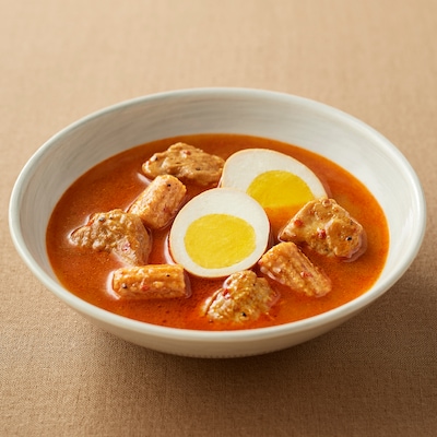 素材を生かした　２０種スパイスとチキンのスープカレー