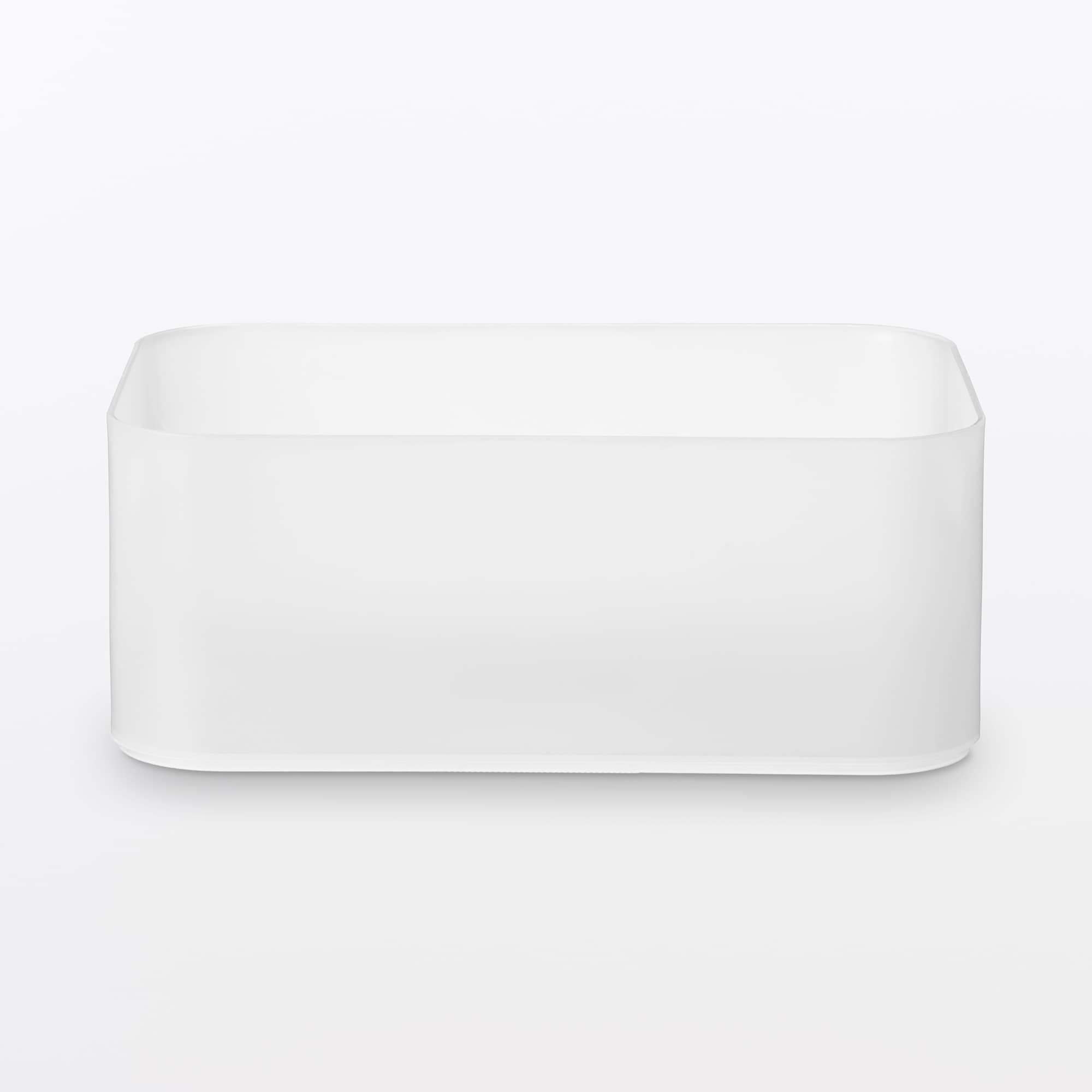 再生ポリプロピレン入りメイクボックス　１／２