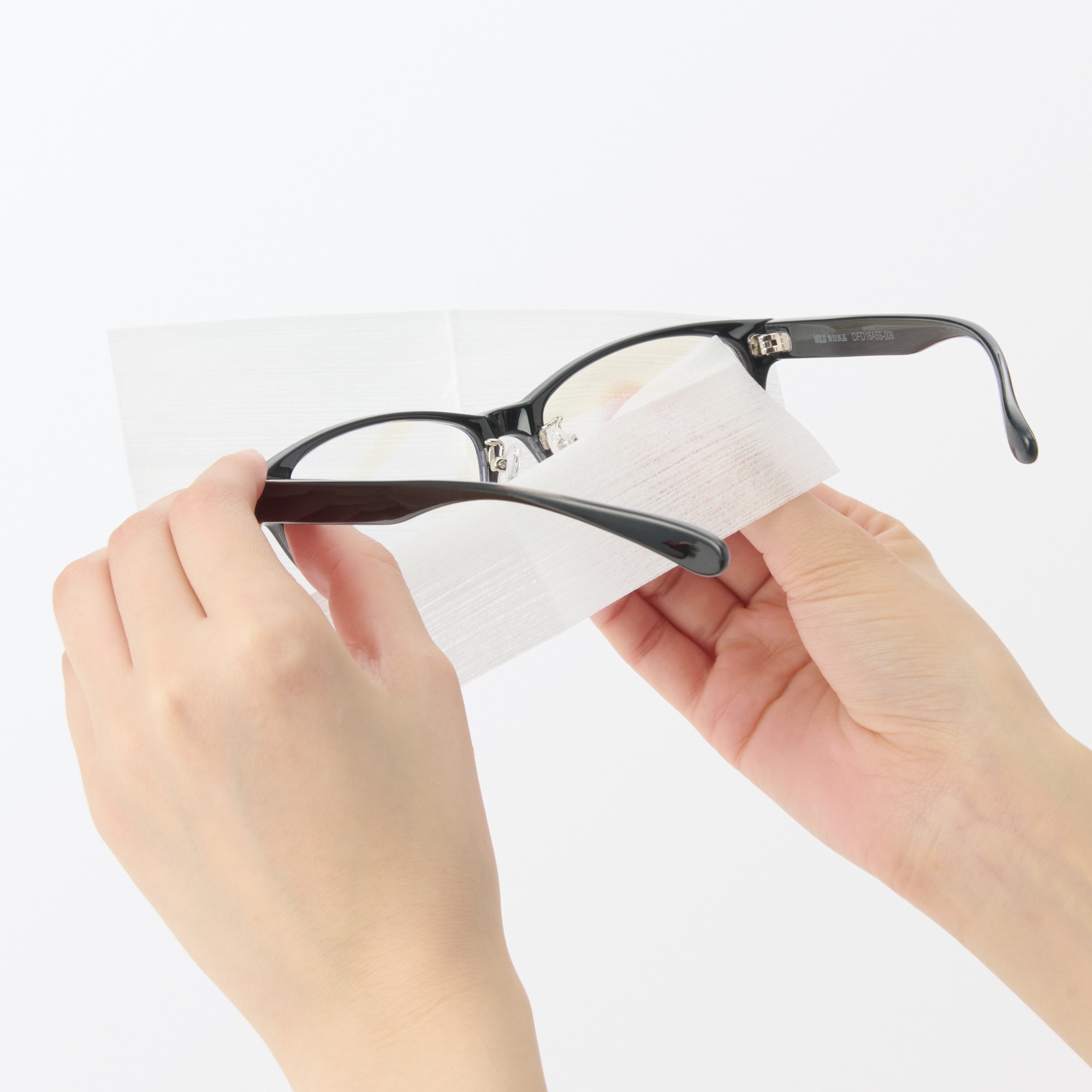 携帯用メガネ拭き